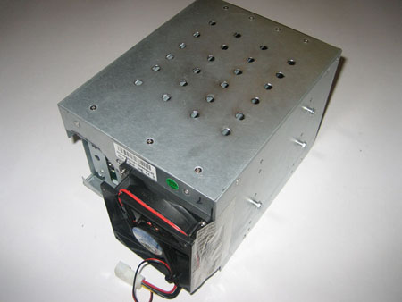 iStar BPN-350SAS modified - top air intake holes and 80mm fan